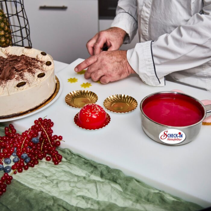 Tortendekoration in Manufaktur